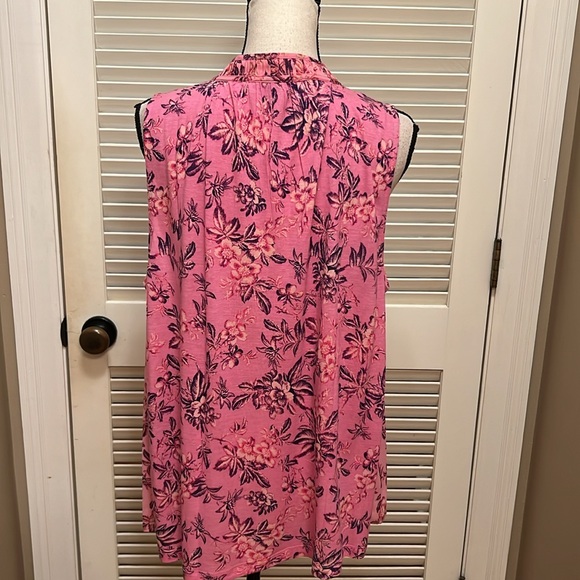 Loft Vine Shirred Tie Neck Mixed Media Shell in Floral, Shades of Pink, Size XL - Picture 13 of 17